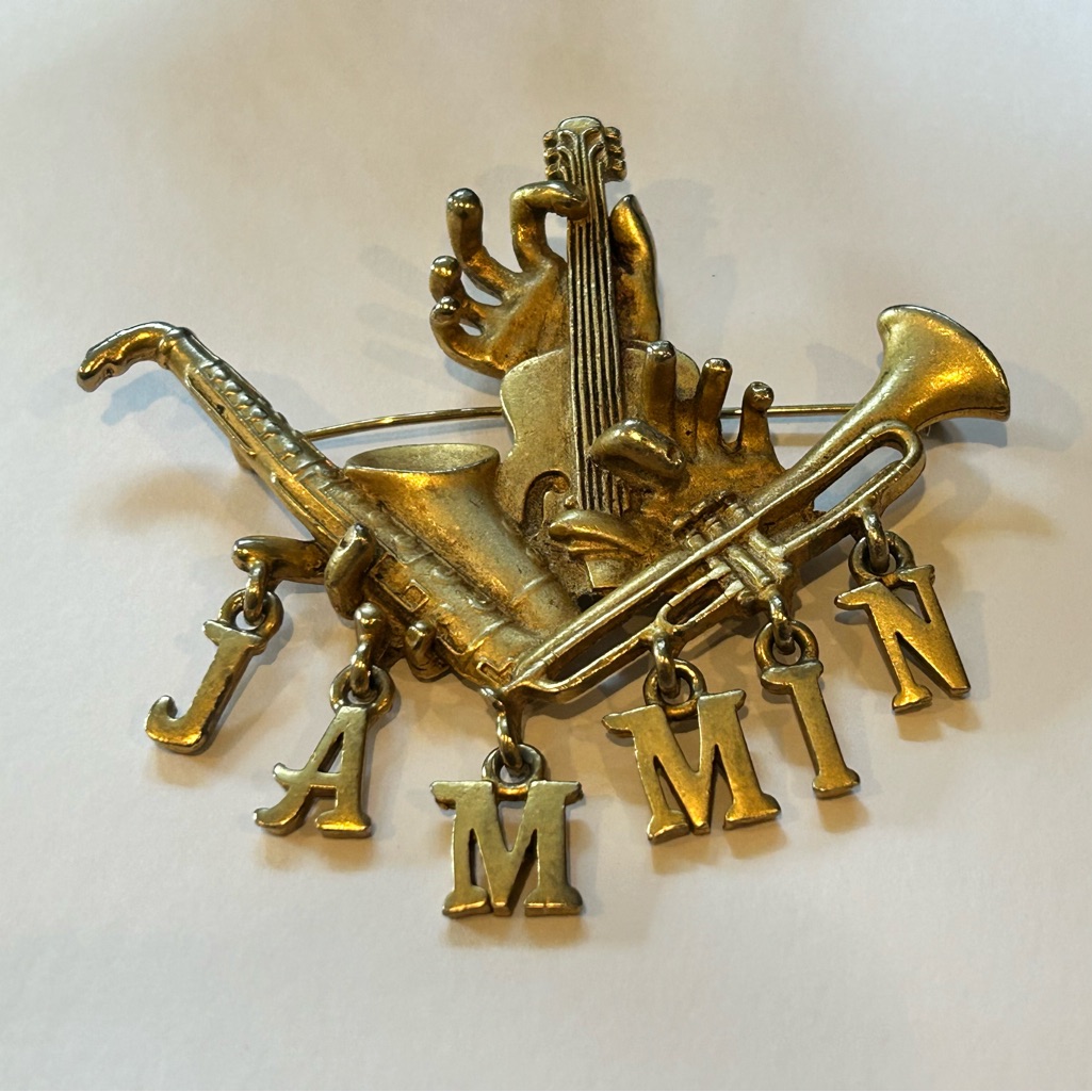 Vintage (80s) Ajc Gold Tone Musical Instruments Brooch Pin